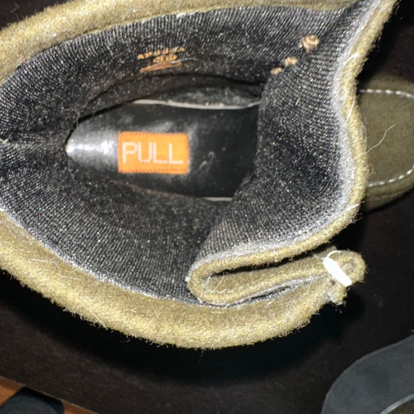 Boots - Picture 5 of 5